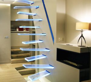 Illuminated-Glass-Staircase-2